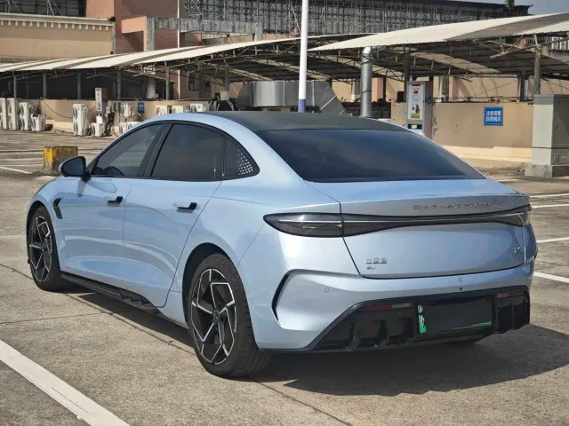 BYD Seal — Фото автомобиля 5