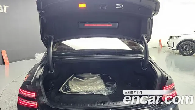 Genesis G80 Бензин 3.5 турбо AWD — Фото автомобиля 18
