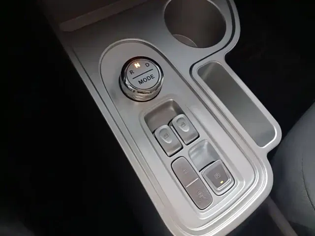 Changan Lumin — Фото автомобиля 13