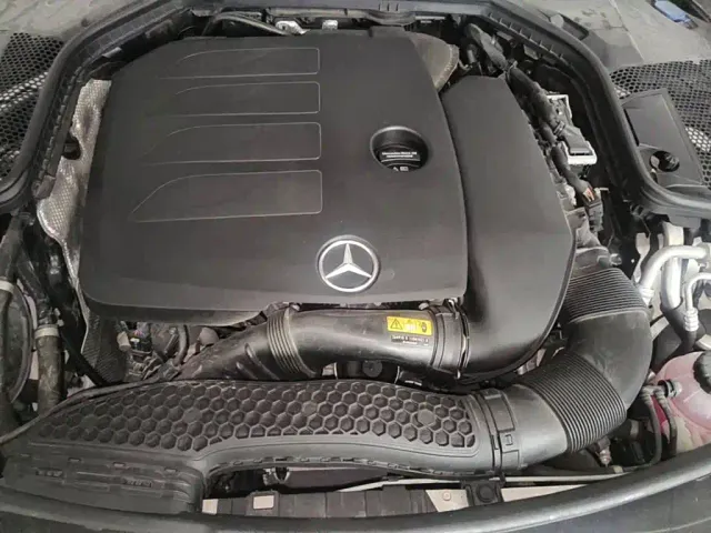 Mercedes-Benz C-Class — Фото автомобиля 3