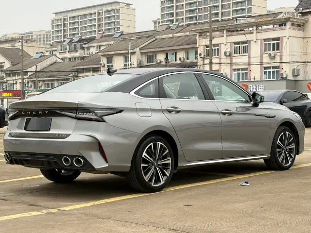 Chery Arrizo 8 — Фото автомобиля 4