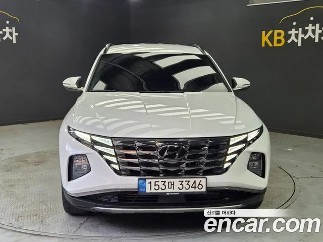 Hyundai Tucson Tucson (NX4) Дизель 2.0 2WD — Фото автомобиля 2