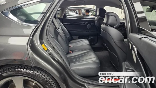 Genesis G80 Бензин 2.5 турбо AWD — Фото автомобиля 12