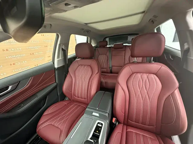 Hongqi HS5 — Фото автомобиля 6
