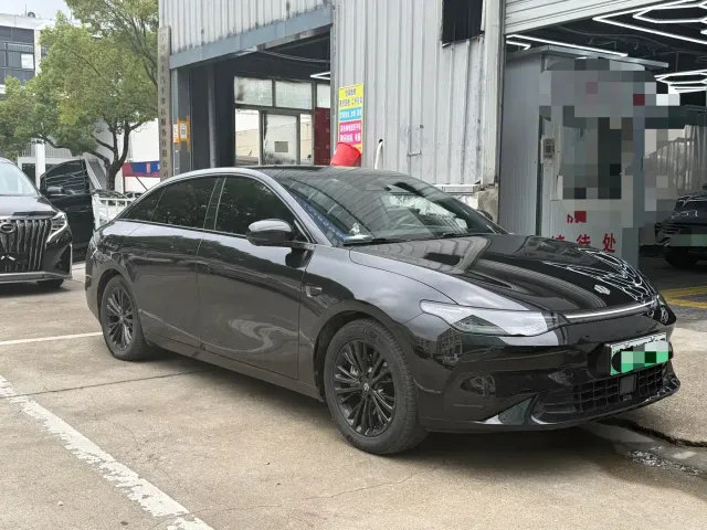 Leapmotor C01 — Фото автомобиля 9