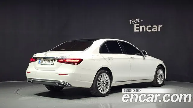 Mercedes-Benz E-Class W213 — Фото автомобиля 2