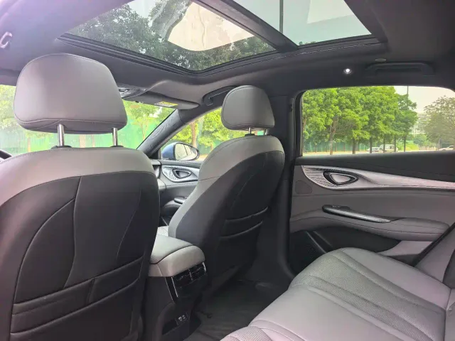 BYD Seal — Фото автомобиля 10