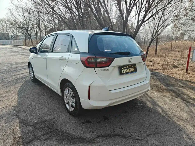 Honda Fit — Фото автомобиля 15