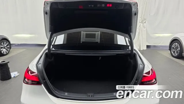 Mercedes-Benz E-Class W213 — Фото автомобиля 26