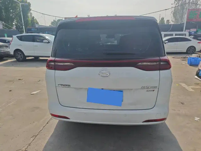 GAC Trumpchi M6 — Фото автомобиля 10