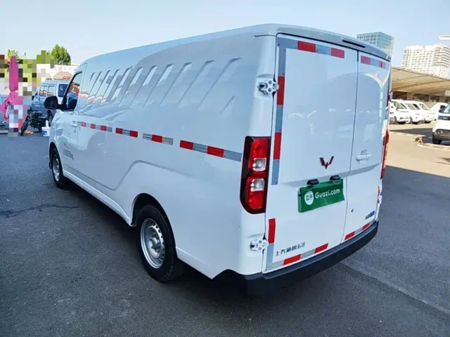 Wuling Yangguang — Фото автомобиля 4