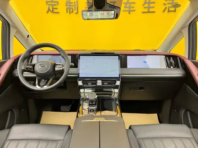 GAC Trumpchi E9 — Фото автомобиля 12