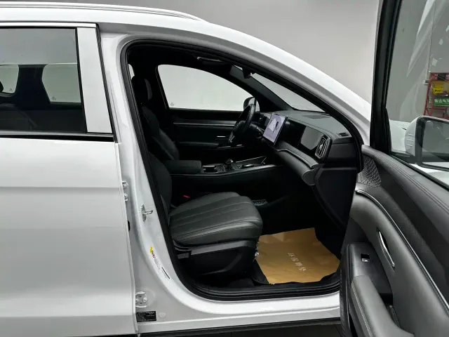 BYD Song Pro — Фото автомобиля 8