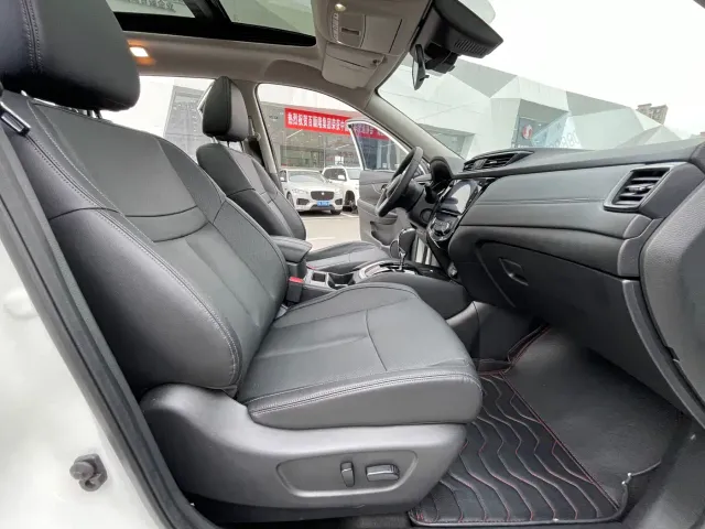 Nissan X-Trail — Фото автомобиля 18