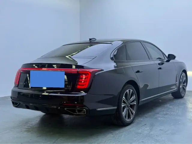 Hongqi H9 — Фото автомобиля 10