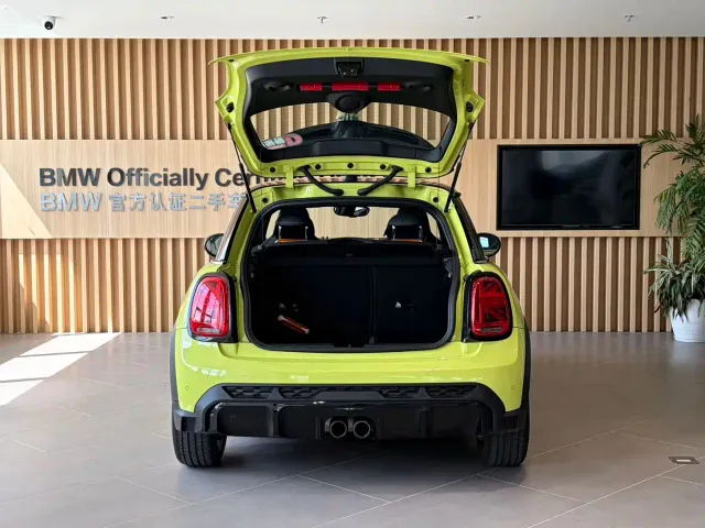 MINI Hatch — Фото автомобиля 6
