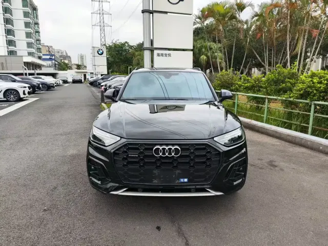 Audi Q5L — Фото автомобиля 2