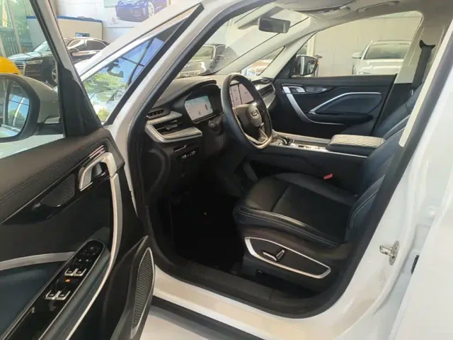 Geely Jiaji — Фото автомобиля 15