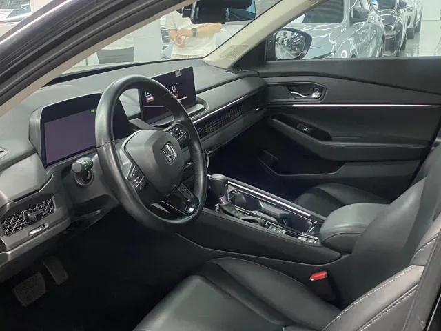 Honda Accord — Фото автомобиля 5