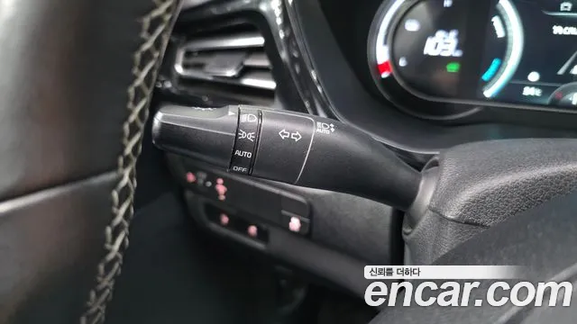 Kia Niro Niro Plus Air — Фото автомобиля 16