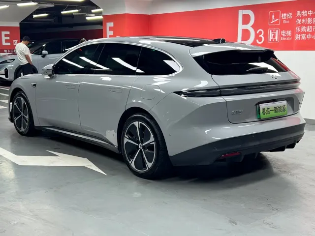 Nio ET5 Touring — Фото автомобиля 7