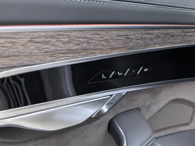 Audi A8 — Фото автомобиля 27