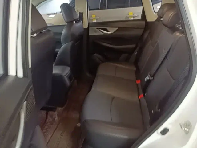 Changan CS35 Plus — Фото автомобиля 16
