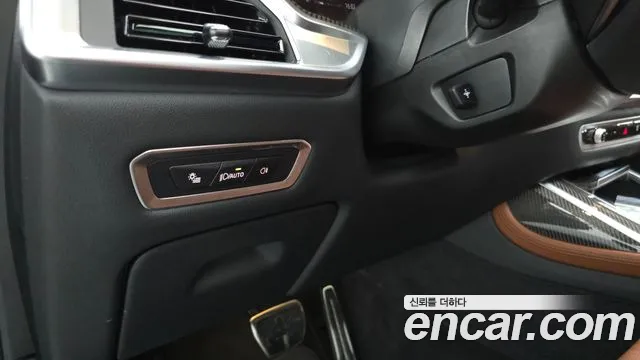 BMW X7 xDrive 40d M Sport 7 мест — Фото автомобиля 21