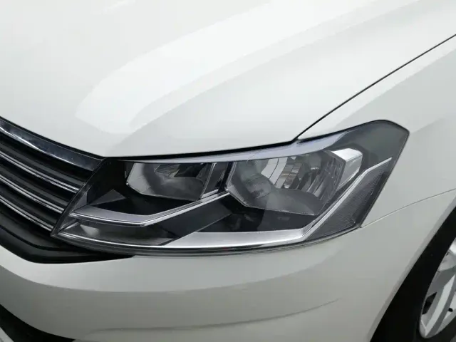 Volkswagen Lavida — Фото автомобиля 7