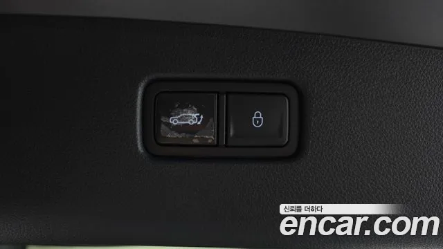 Genesis GV70 — Фото автомобиля 26