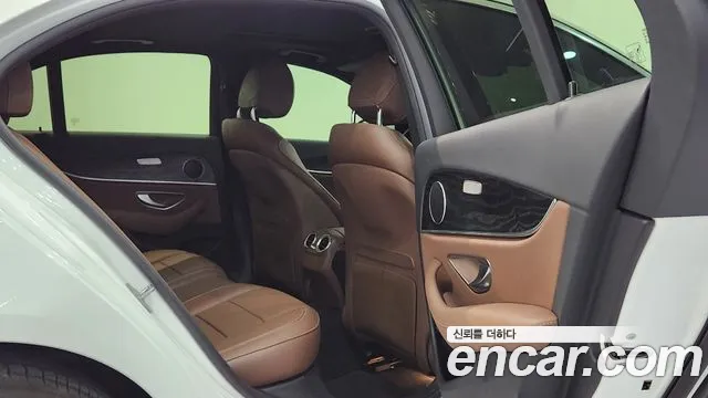 Mercedes-Benz E-Class W213 — Фото автомобиля 14