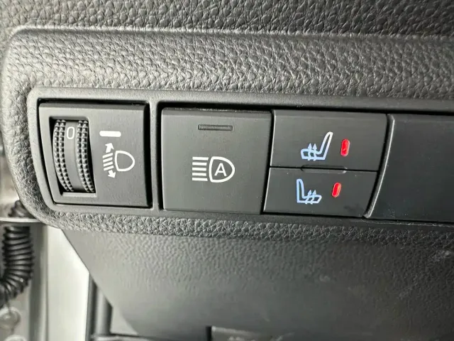Toyota Levin 2022 185T CVT Luxury Edition — Фото автомобиля 12