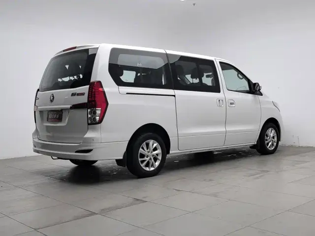 Forthing Lingzhi PLUS — Фото автомобиля 2