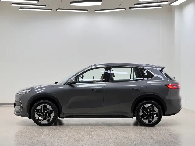 Geely Galaxy E5 — Фото автомобиля 7