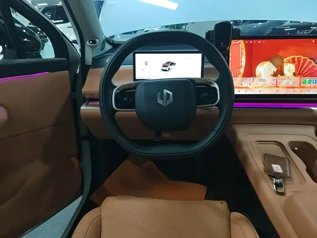 Leapmotor C10 — Фото автомобиля 10