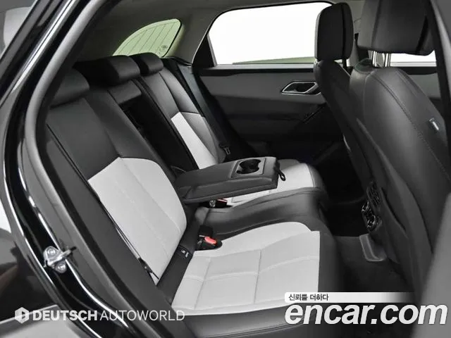 Land Rover Range Rover Velar Range Rover Velar 3.0 P400 Dynamic HSE — Фото автомобиля 12