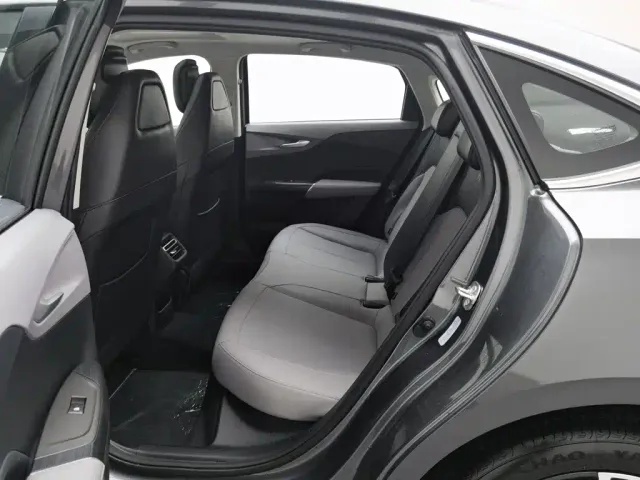 Changan Eado — Фото автомобиля 15