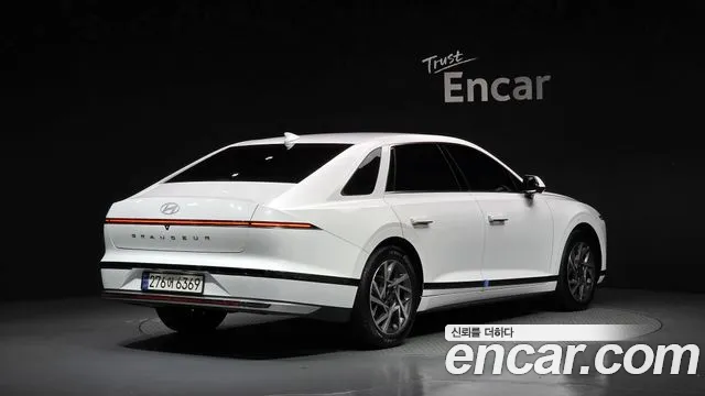 Hyundai Grandeur Grandeur (GN7) 2.5 Бензин 2WD — Фото автомобиля 2