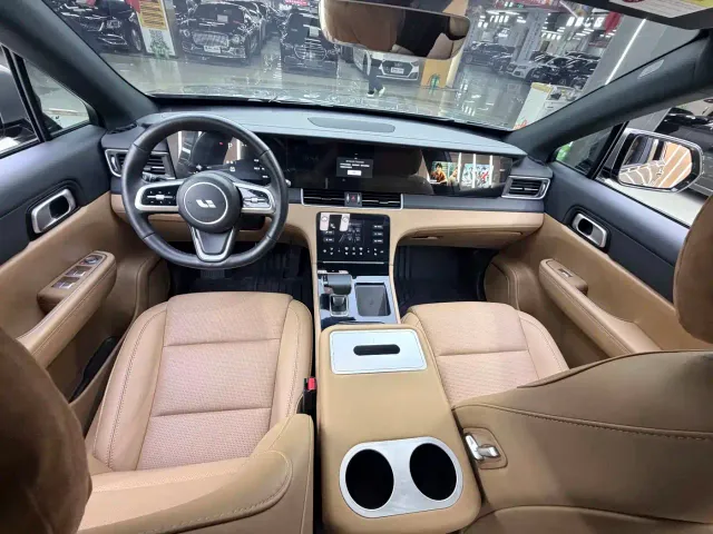 Li Auto ONE — Фото автомобиля 10