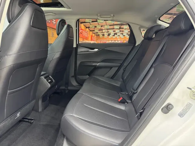 Changan Lamore — Фото автомобиля 5