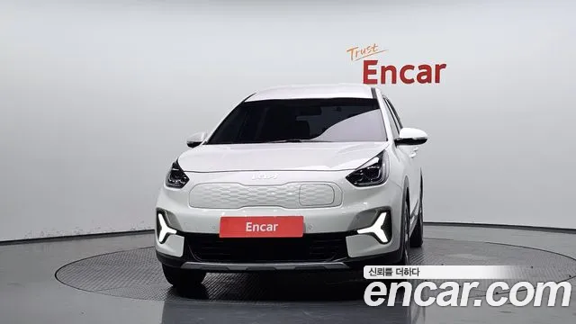 Kia Niro Niro Plus Air — Фото автомобиля 3