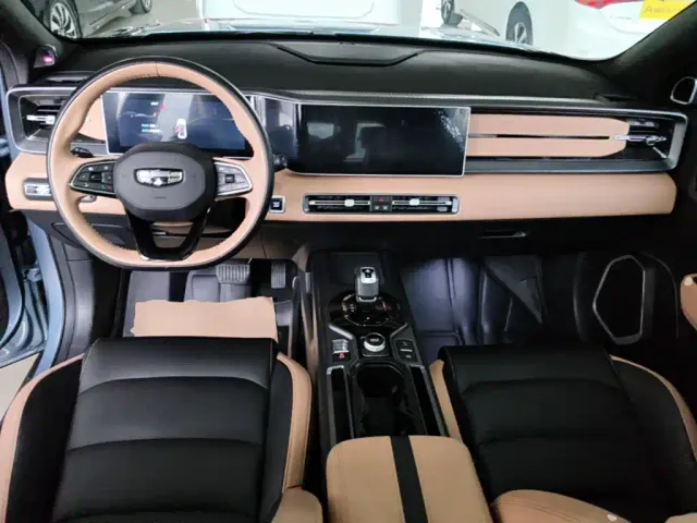 Geely ICON — Фото автомобиля 9