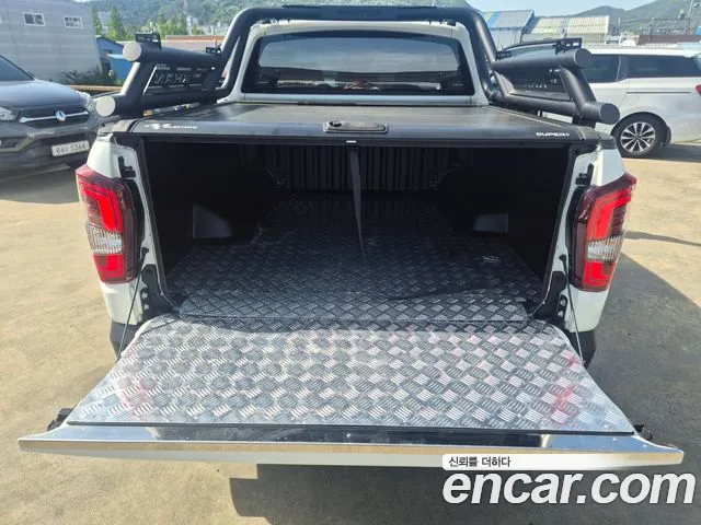 KG_Mobility_Ssangyong Rexton Новый Rexton Sport Khan Дизель 2.2 4WD — Фото автомобиля 6