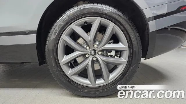 Land Rover Range Rover Velar — Фото автомобиля 6