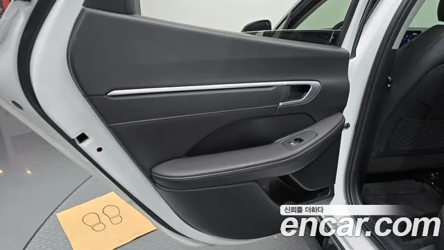 Hyundai Sonata — Фото автомобиля 23