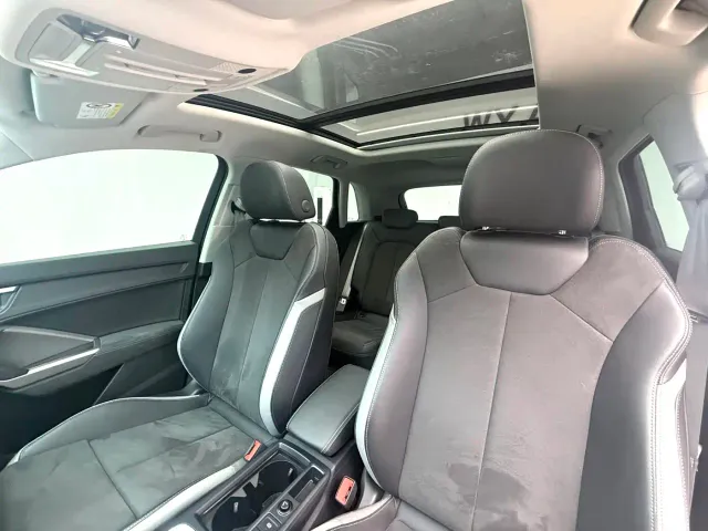 Audi Q3 — Фото автомобиля 11