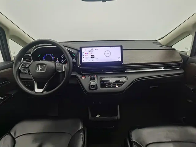 Honda Odyssey — Фото автомобиля 5