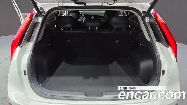Kia Niro The All New Niro Signature — Фото автомобиля 29