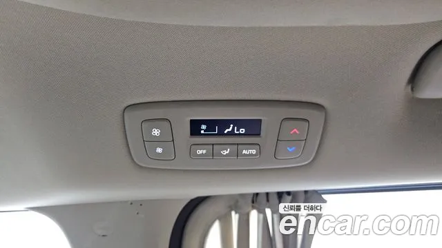 Kia Canival Carnival 4 поколение Бензин 9 мест Hi-Limousine — Фото автомобиля 6
