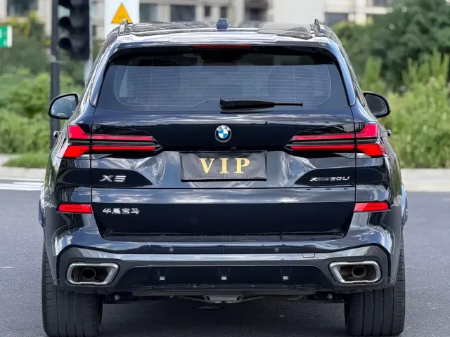 BMW X5 — Фото автомобиля 9